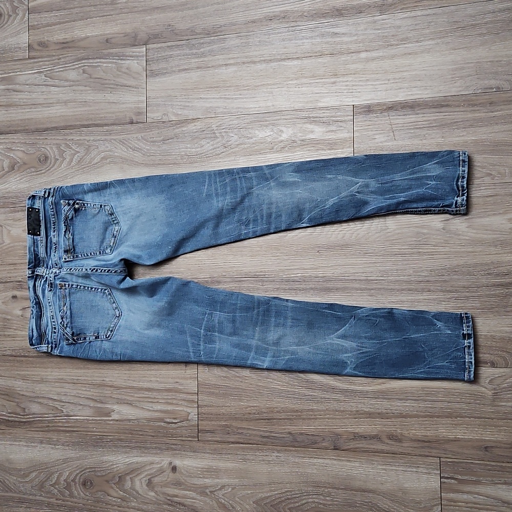 Buckle Women's Faded Blue Skinny Jeans - Picture 3 of 16